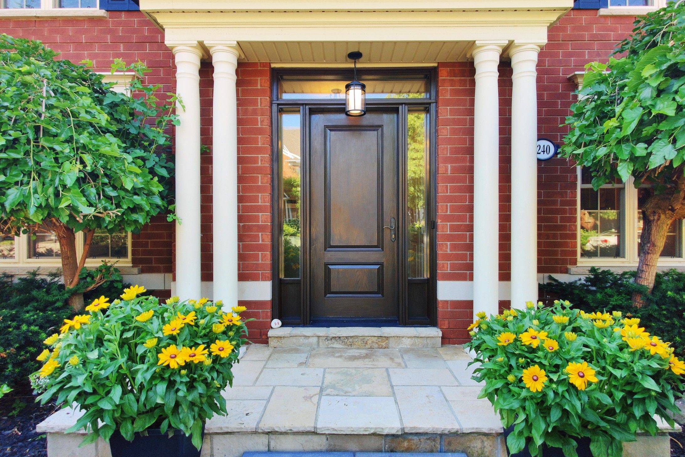 Oakville, ON L6H 6L5,240 Lexington RD