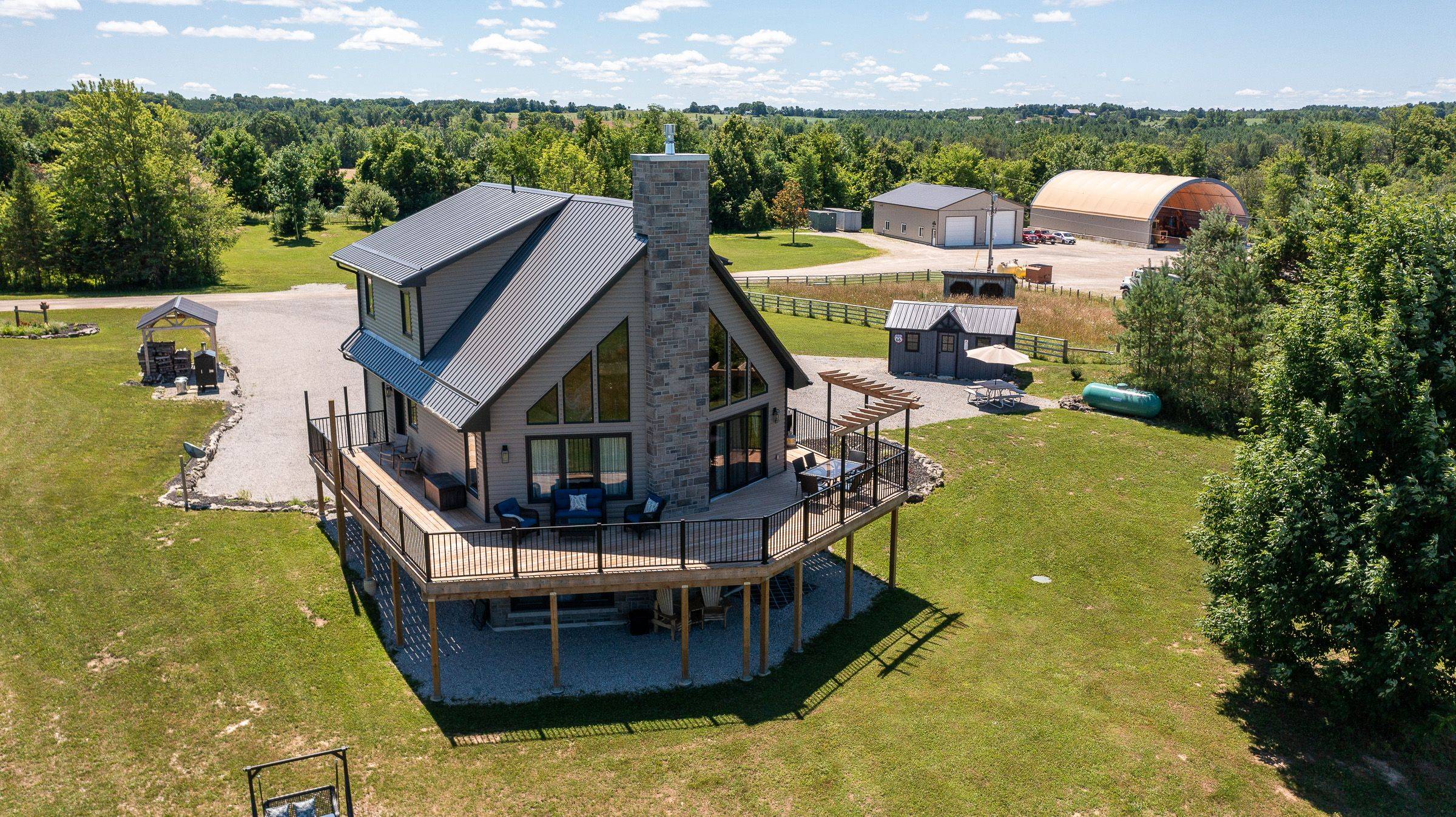 Chatsworth, ON N0H 1G0,742654 Sideroad 4 B N/A