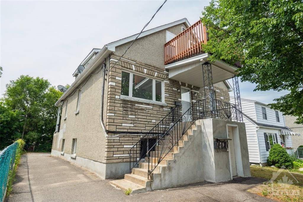 Vanier And Kingsview Park, ON K1L 5J8,120 MARQUETTE AVE #1