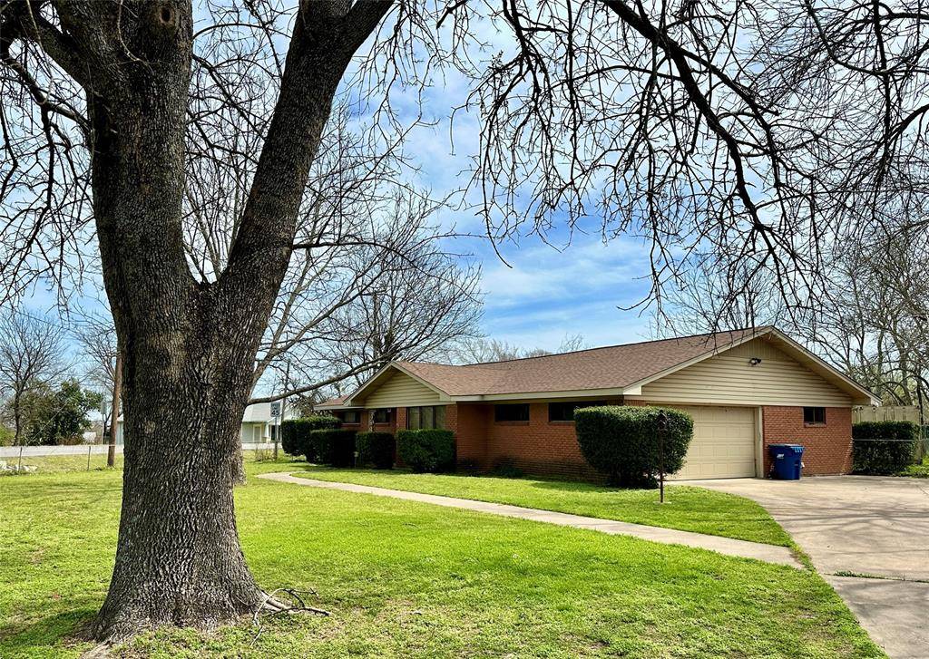 Blooming Grove, TX 76626,109 E Grady Street