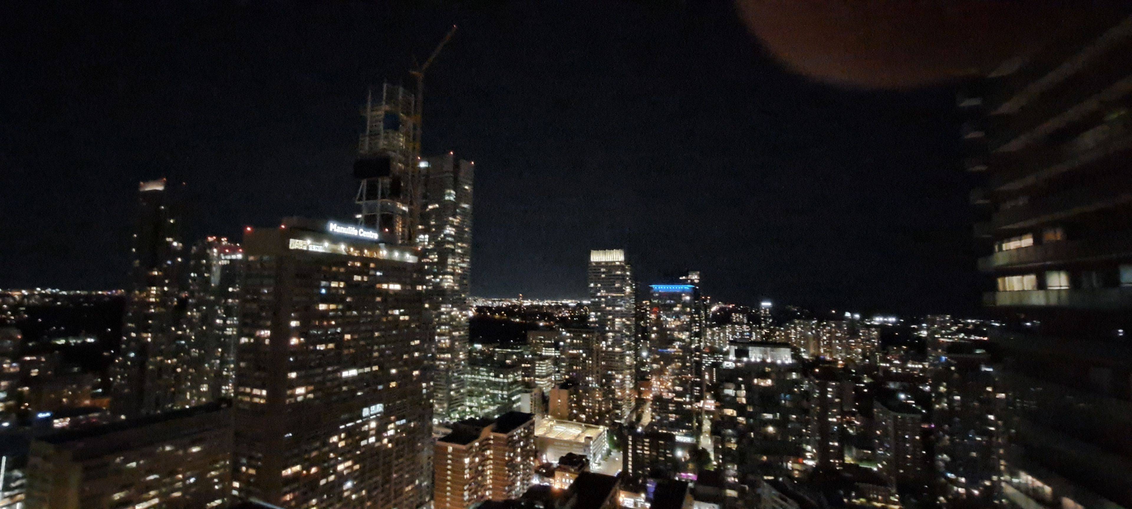 Toronto C01, ON M5S 0A6,65 St Mary ST #LPH-07