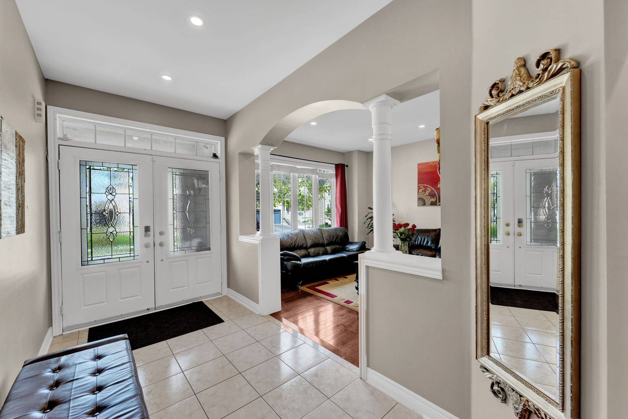 Brampton, ON L6P 2T7,8 Eaglelanding DR