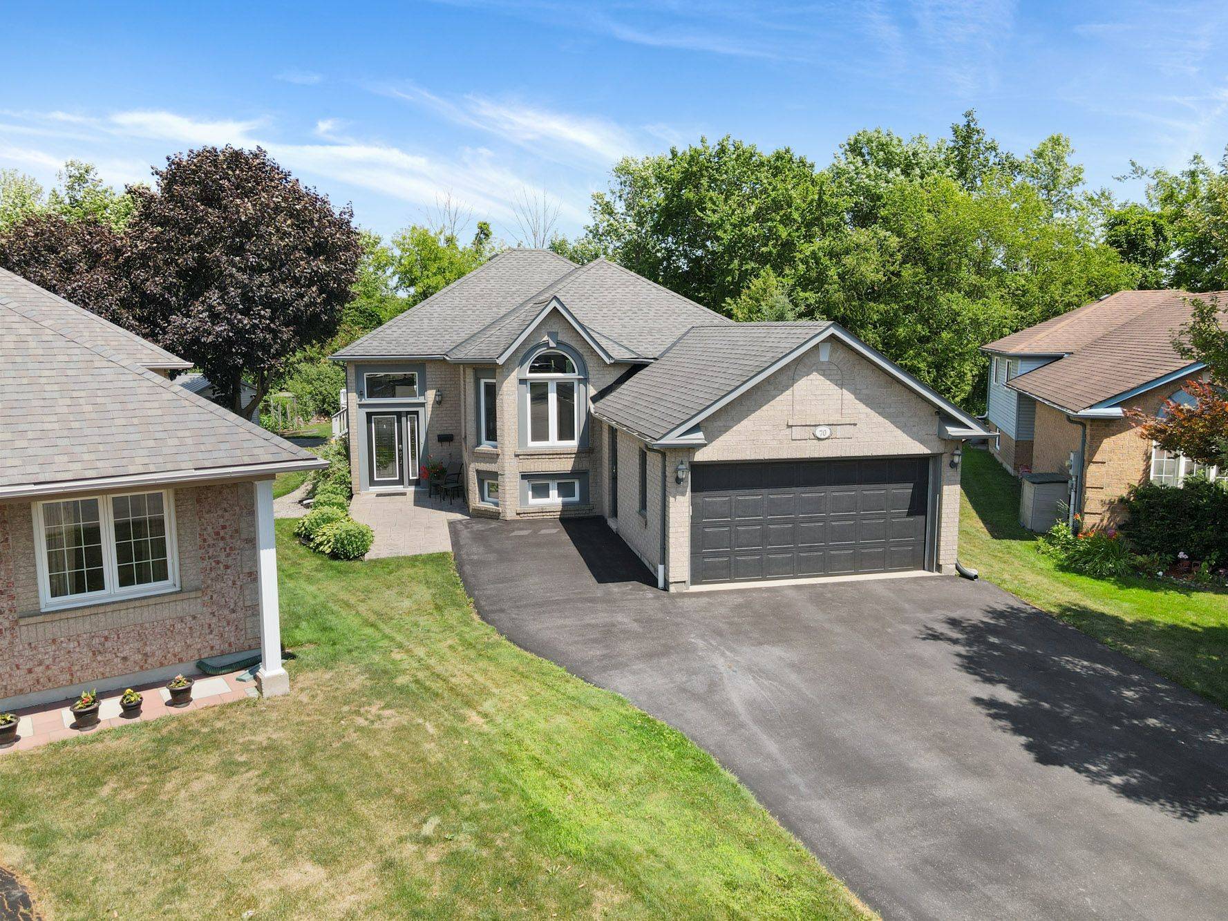 Welland, ON L3C 7G4,70 Jefferson CT E