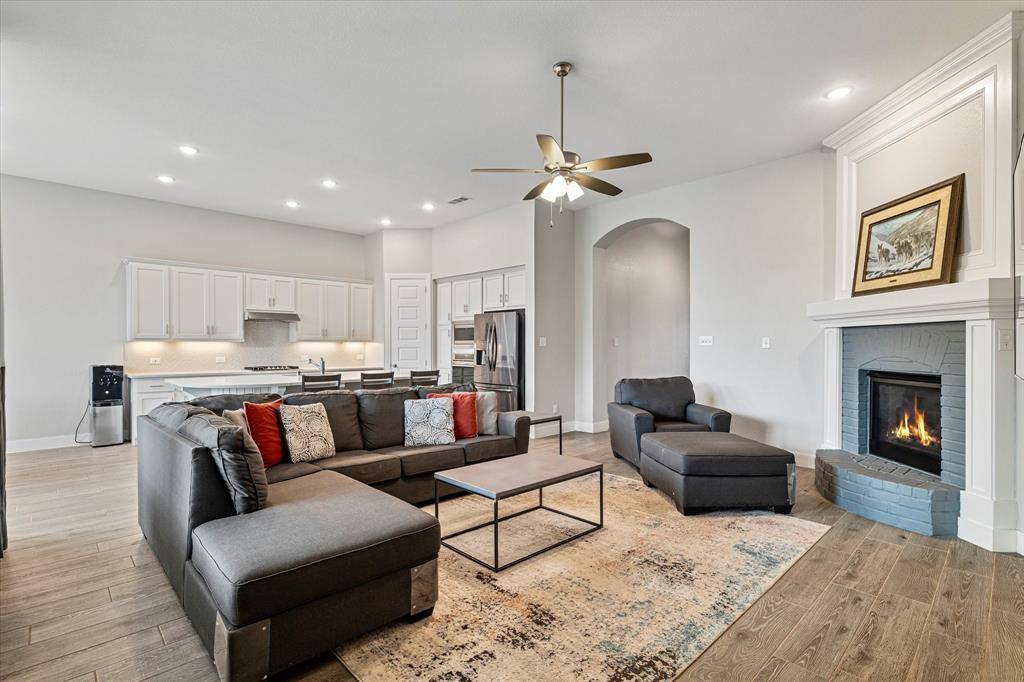 Aubrey, TX 76227,3913 Primrose Drive