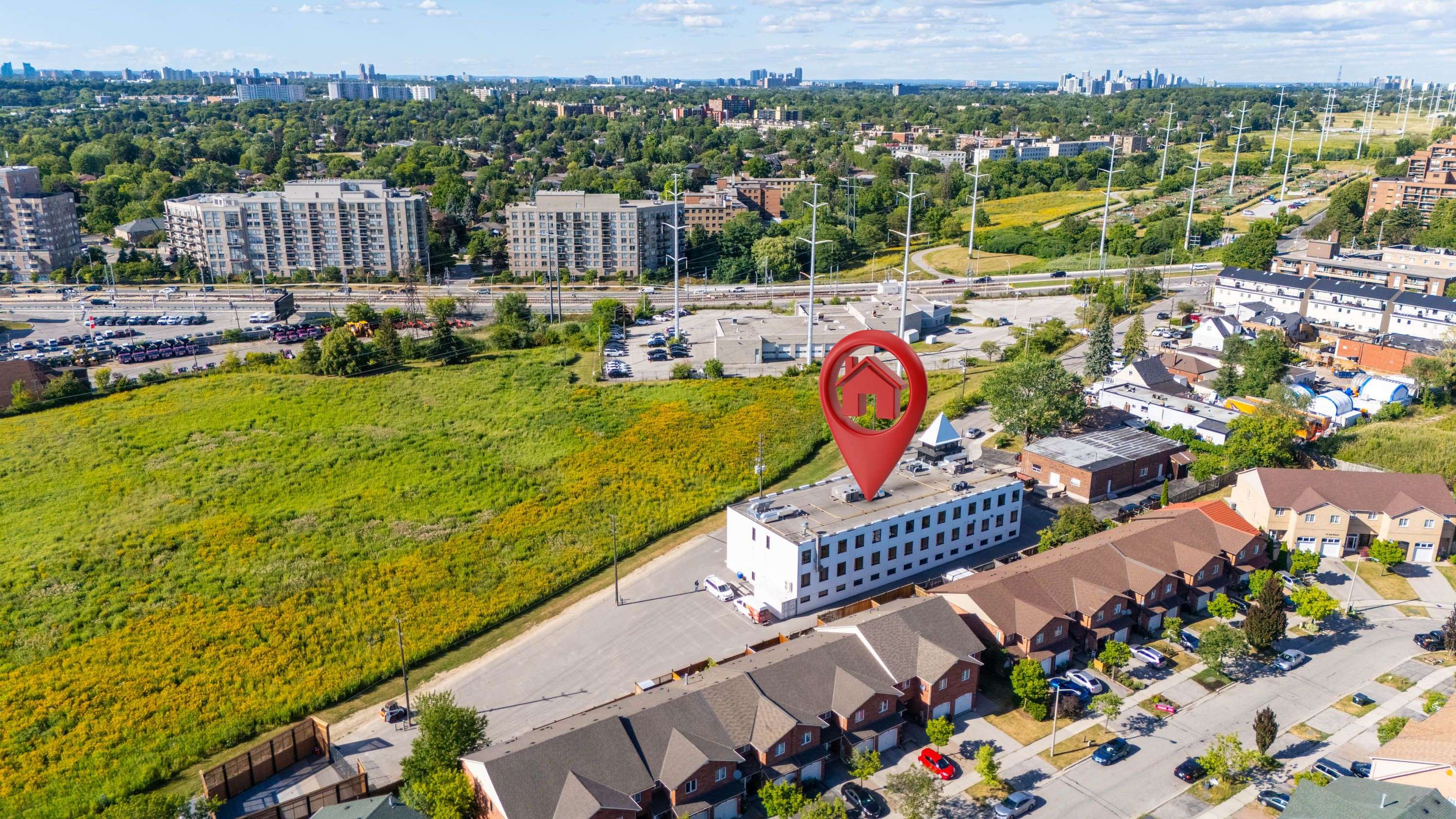 Toronto C13, ON M4A 1H2,95 Jonesville CRES #Lower (part of)