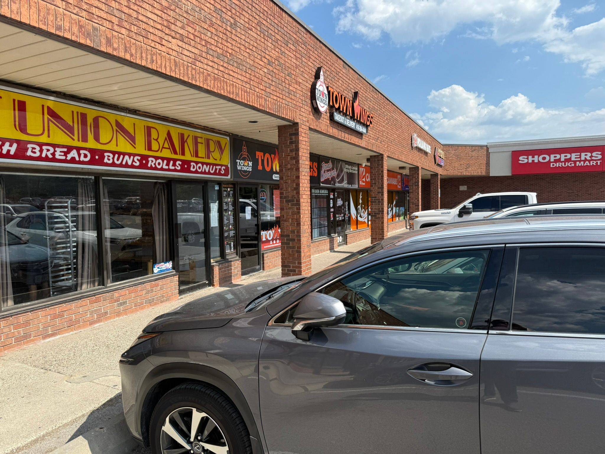 Toronto E10, ON M1C 2L3,275 Port Union RD