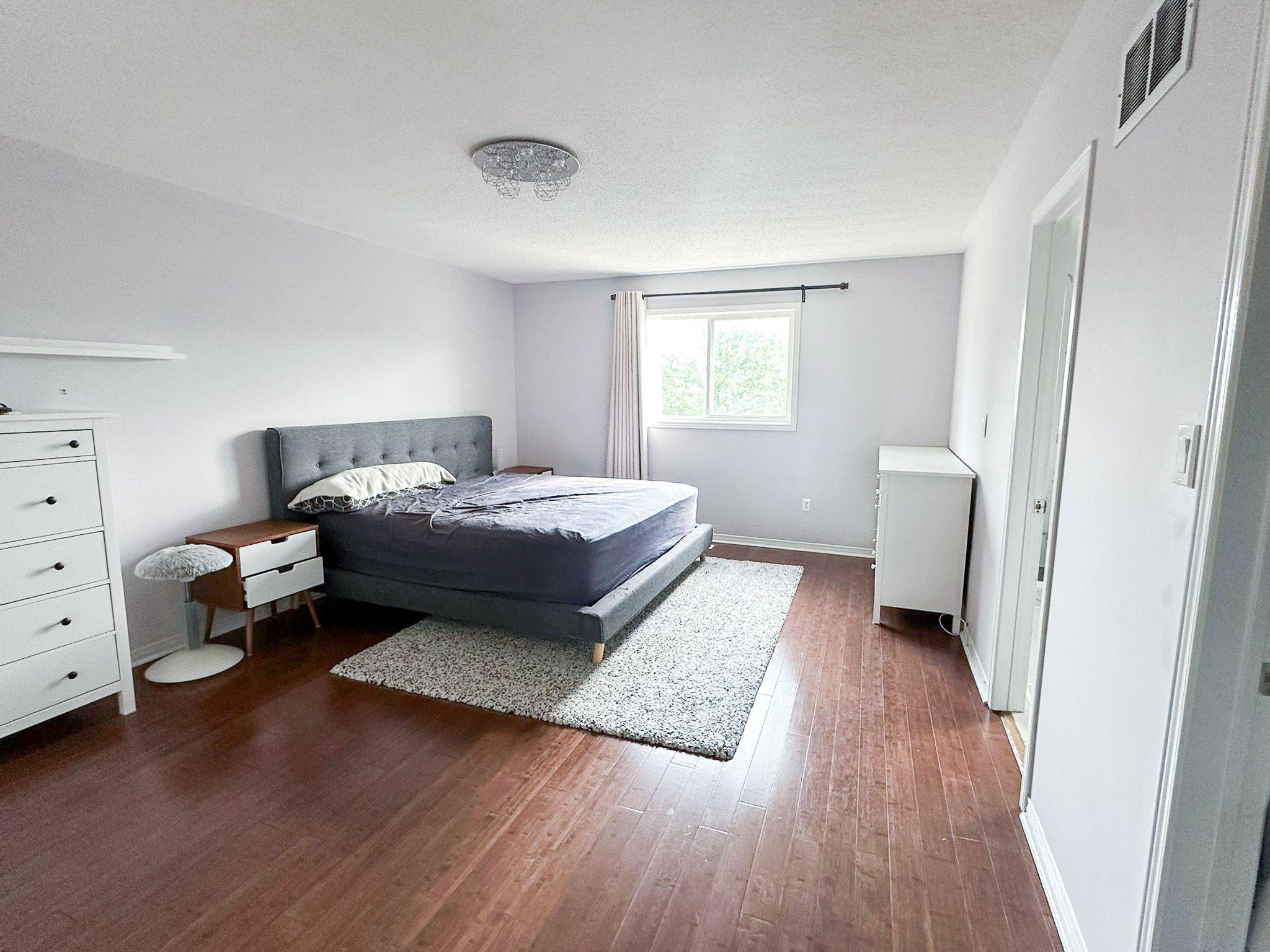 Markham, ON L3R 4W7,71 Via Jessica DR