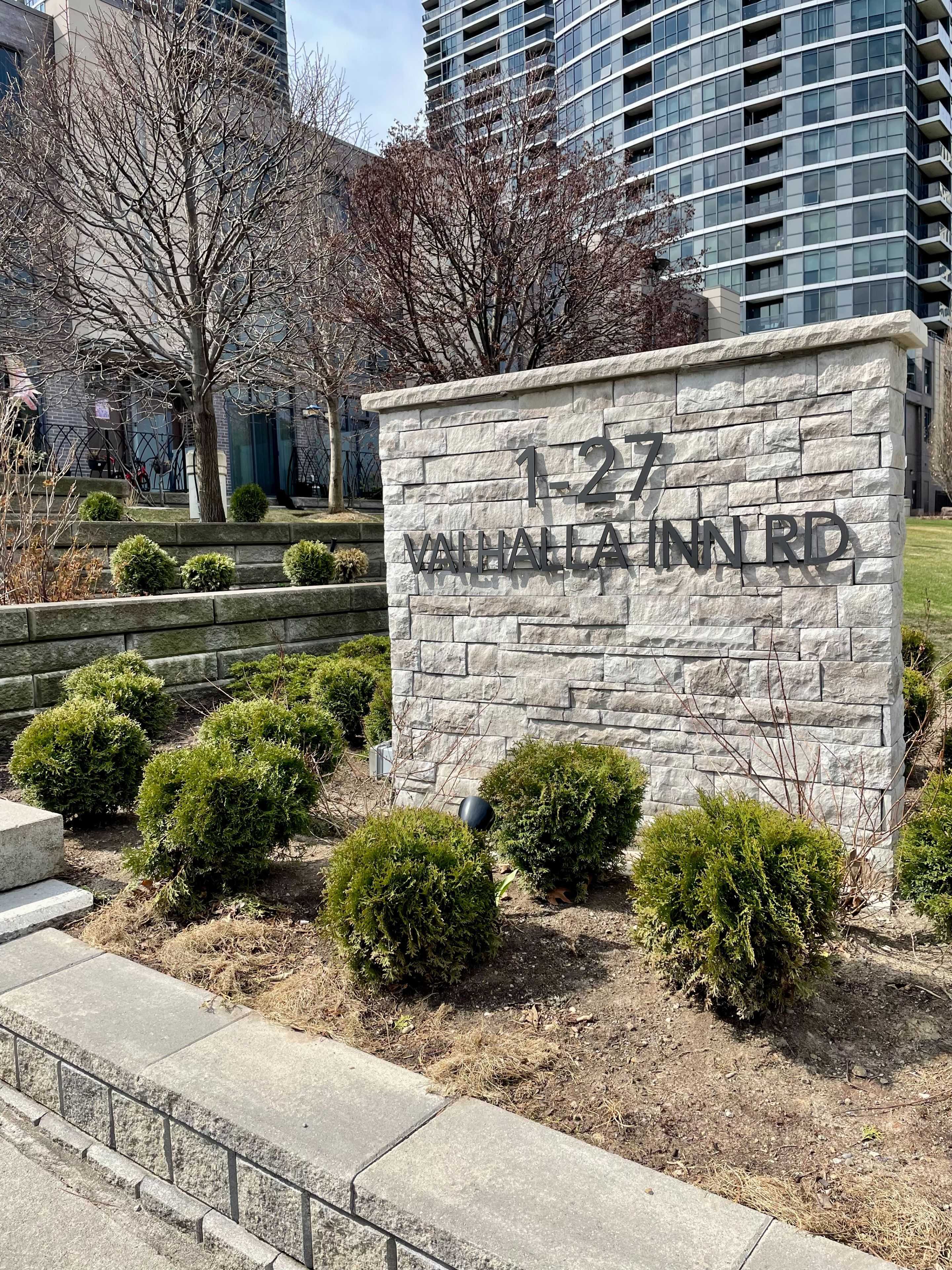 Toronto W08, ON M9B 0B3,19 Valhalla Inn RD #35