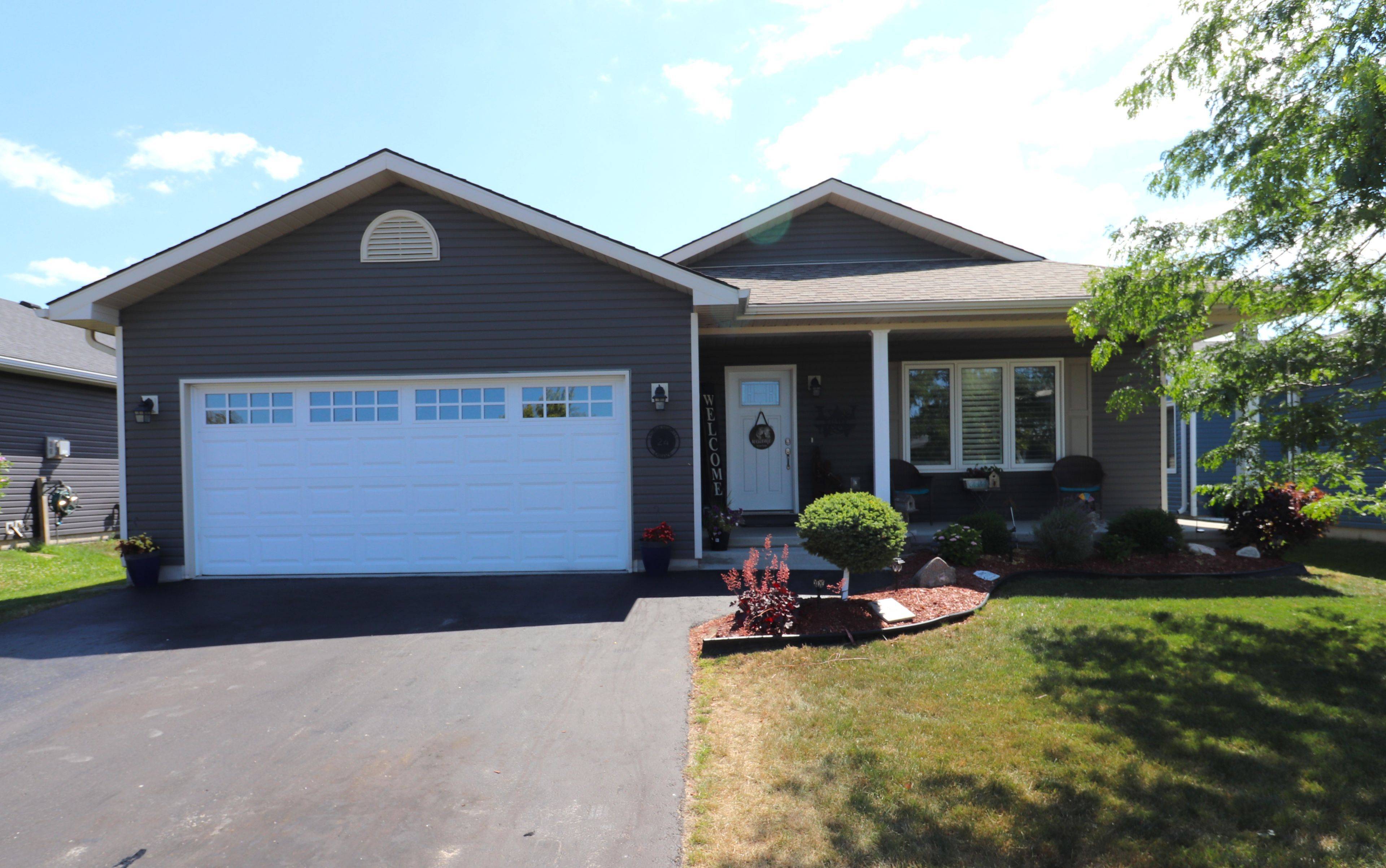 Ashfield-colborne-wawanosh, ON N7A 0B1,24 Huron Heights DR