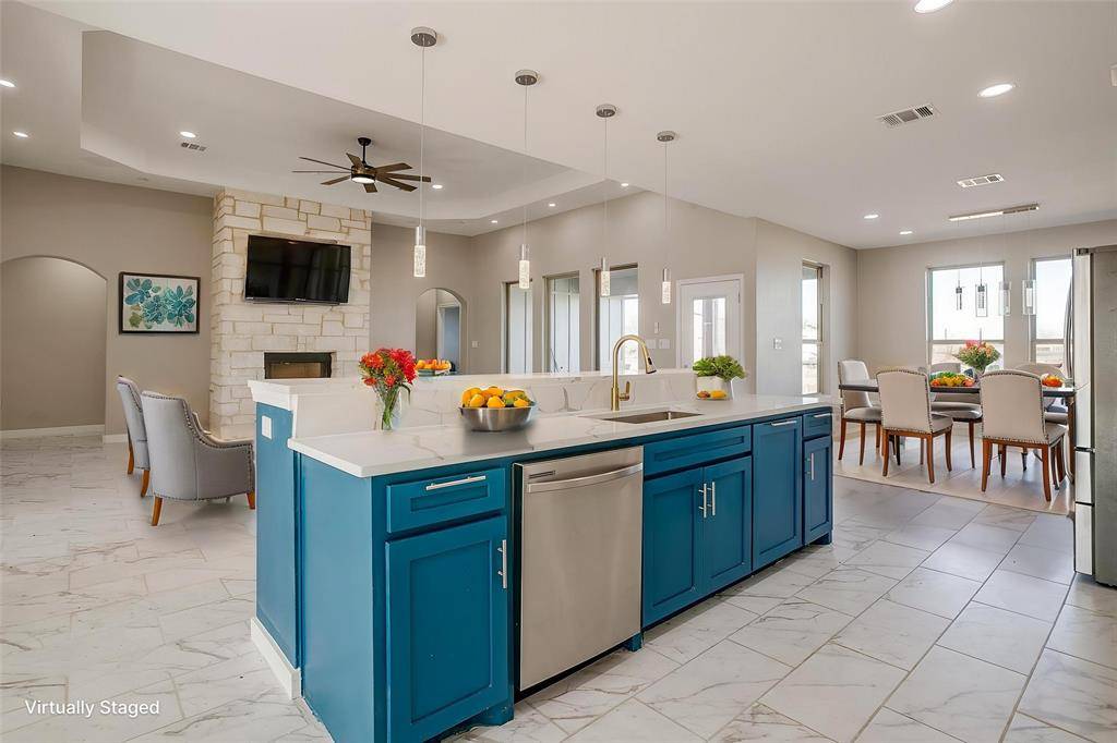 Joshua, TX 76058,6916 Sky Road