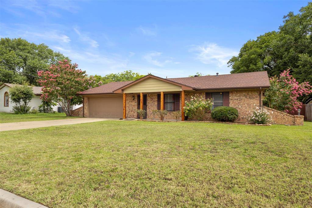 Benbrook, TX 76126,807 Keller Avenue