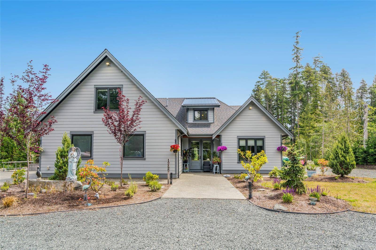 Coombs, BC V0R 1M0,1248 Station Rd