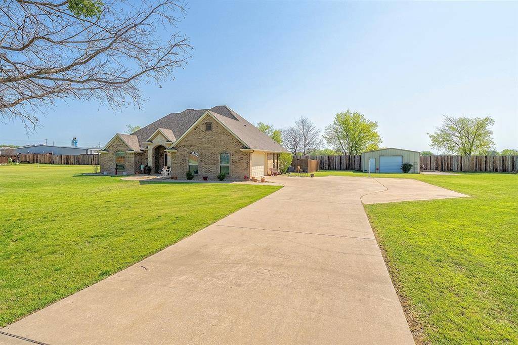Sanger, TX 76266,18400 Creekview Road
