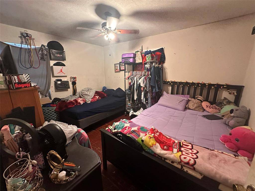 133 E Wanda Drive, Garland, TX 75040