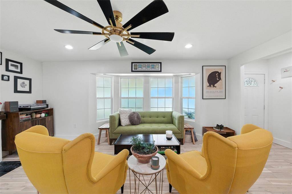 Farmers Branch, TX 75234,3056 Valley View Lane