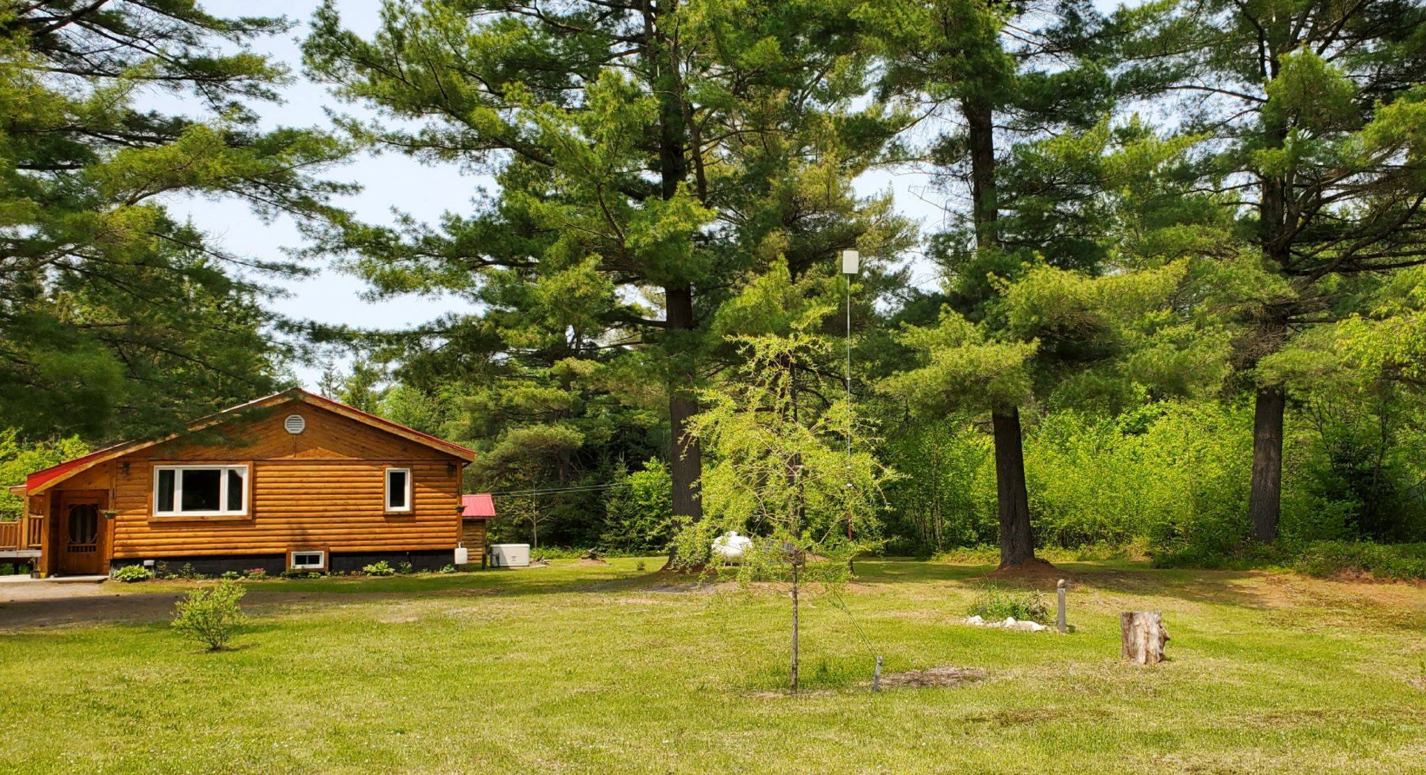 Hastings Highlands, ON K0L 2S0,1190 North Baptiste Lake RD