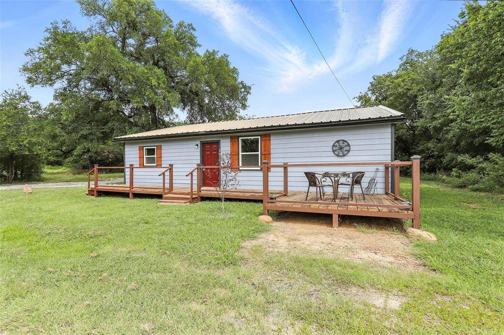 Granbury, TX 76048,2612 S Oak Trail