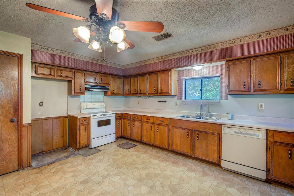 Lone Oak, TX 75453,4626 Firemans Lane
