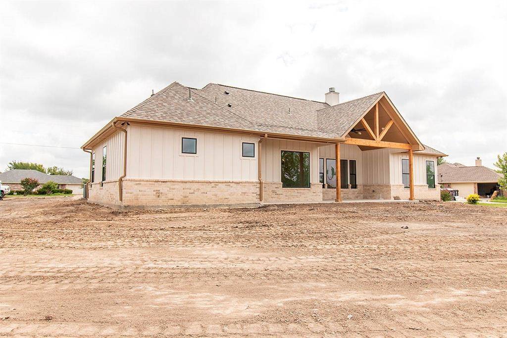 Oak Ridge, TX 75142,1444 Water Oak Drive