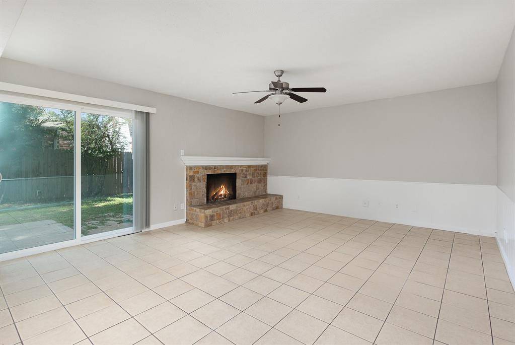 Arlington, TX 76016,2614 Crestmoor Court