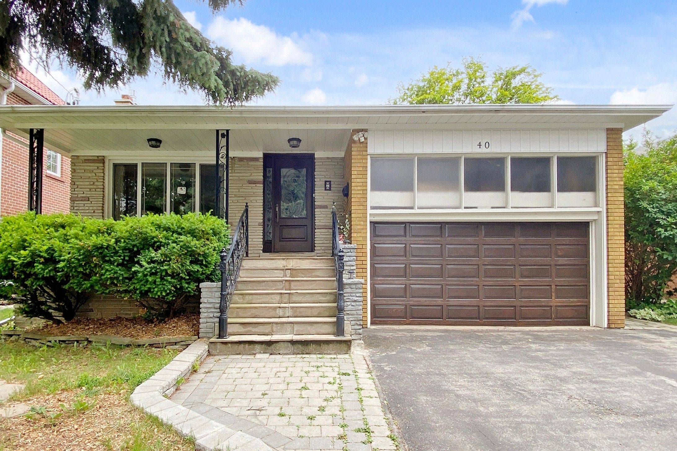Toronto C15, ON M2K 2H3,40 Tollerton AVE