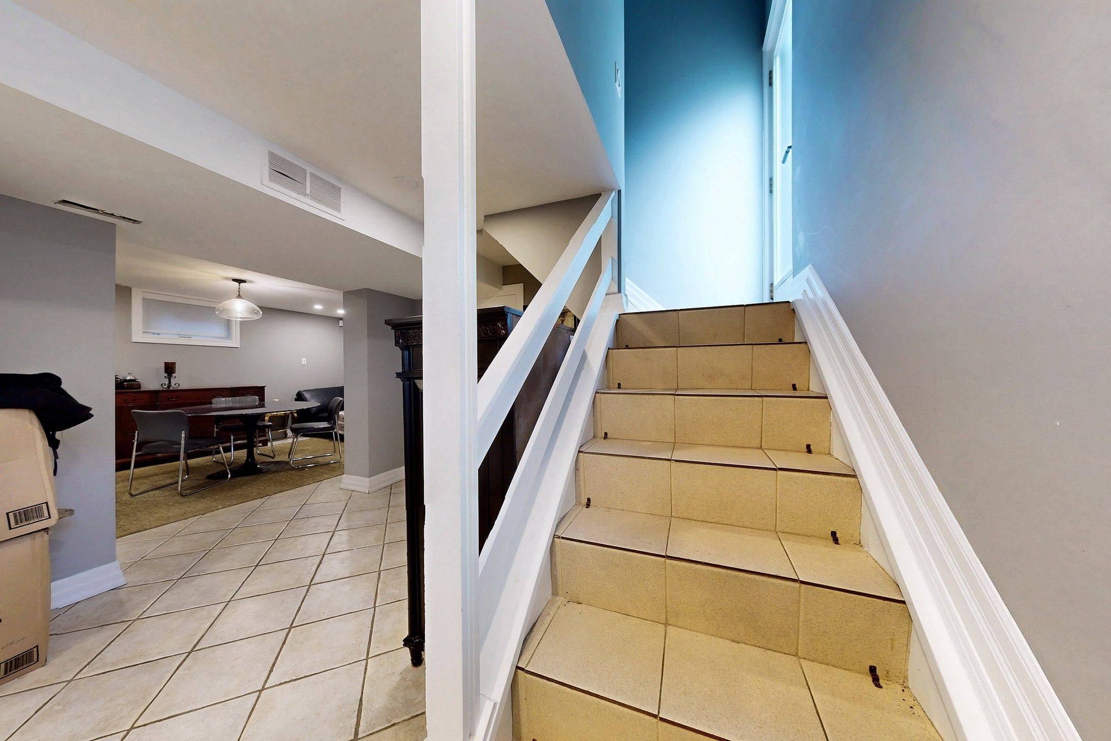 Toronto C13, ON M4A 2H6,12 Daleside CRES