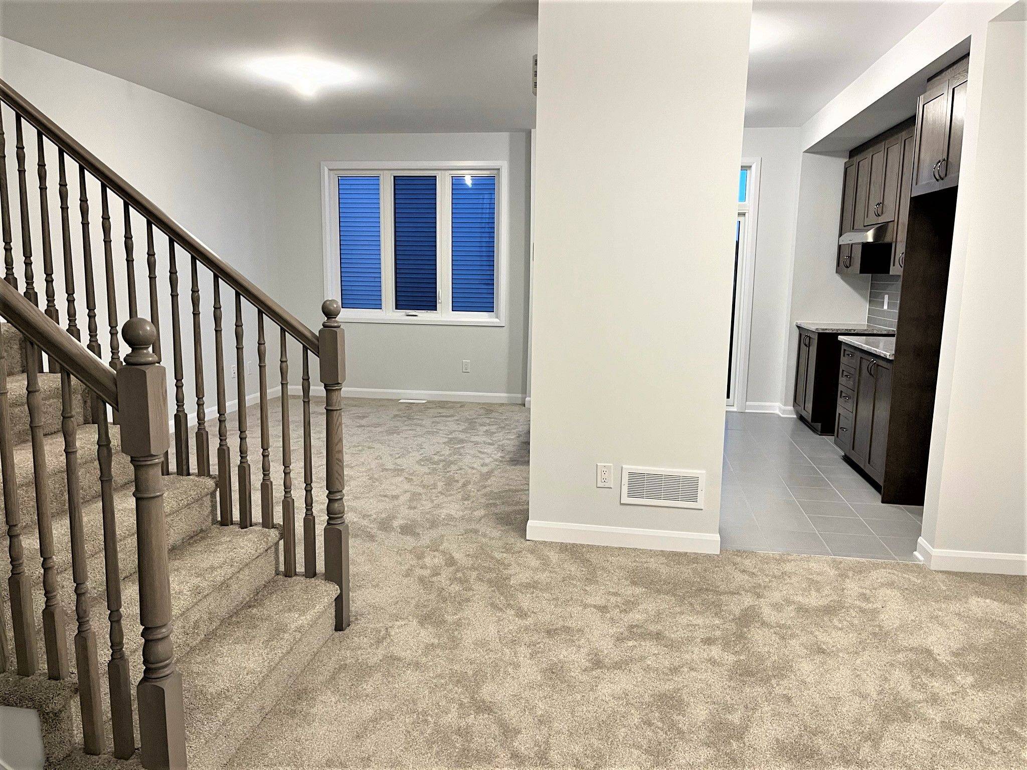 Barrhaven, ON K2J 6Z3,151 CHAKRA ST