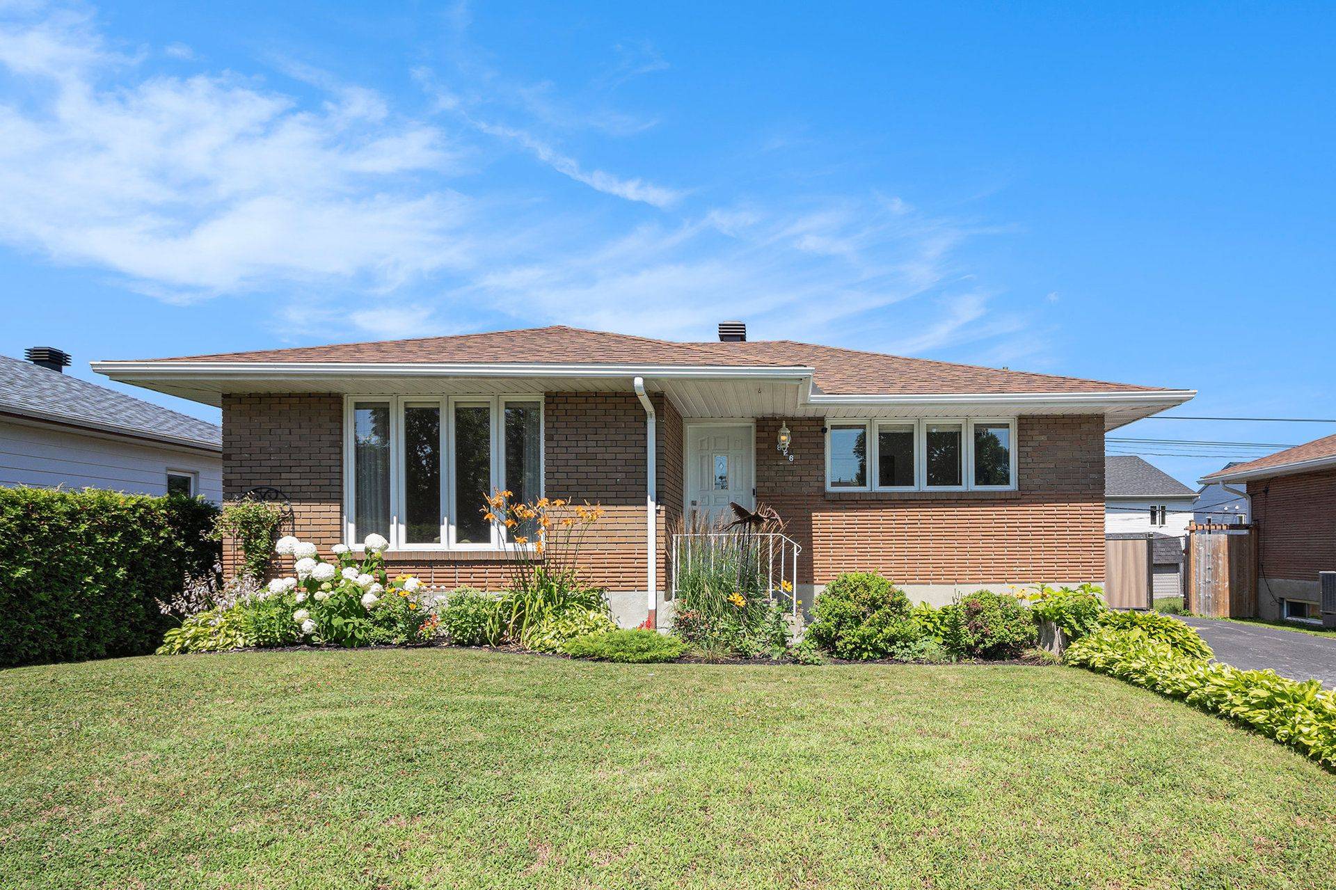 Hawkesbury, ON K6A 1W7,826 Cartier BLVD