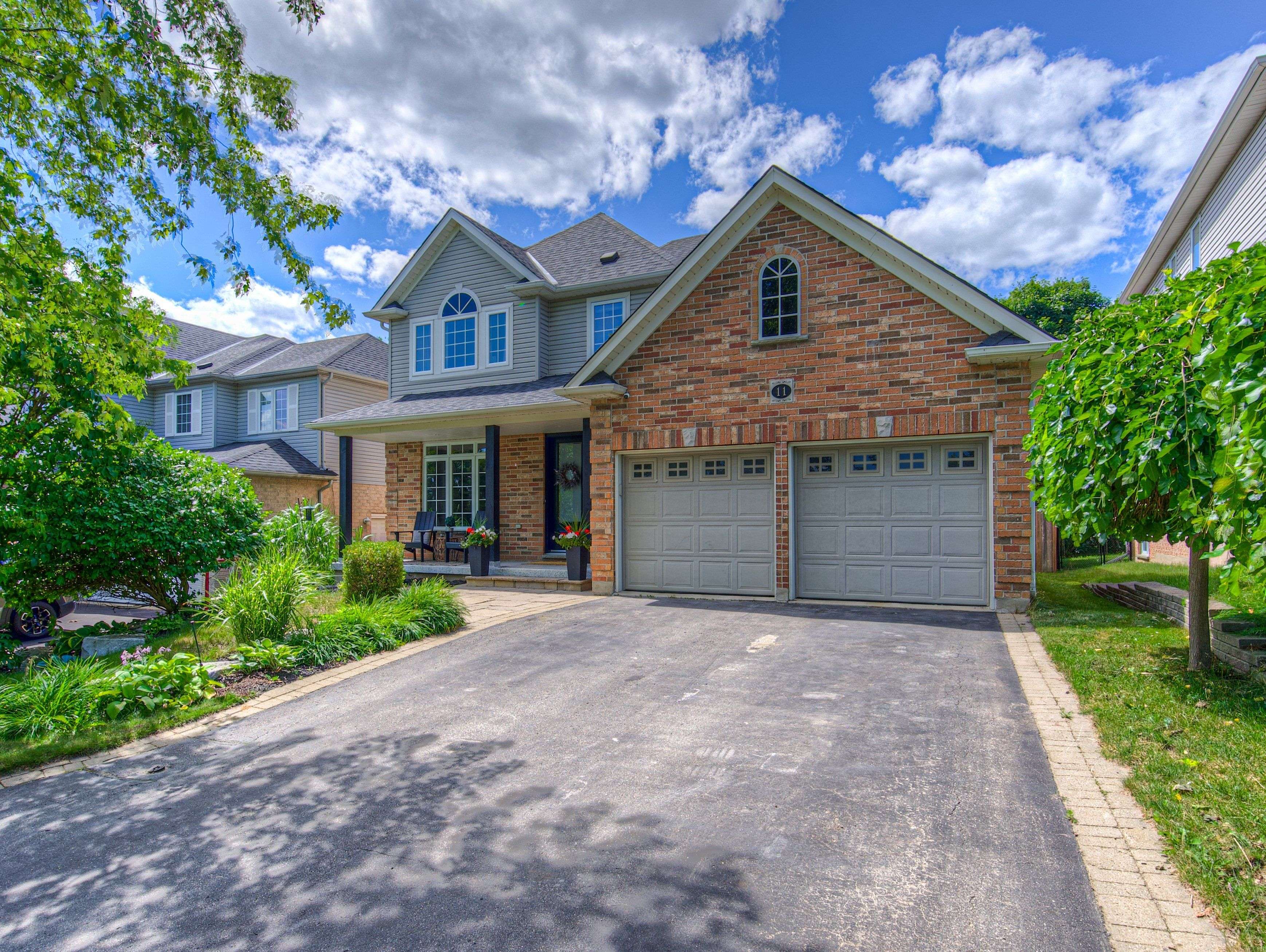 Halton Hills, ON L7J 3B1,11 Salmon WAY