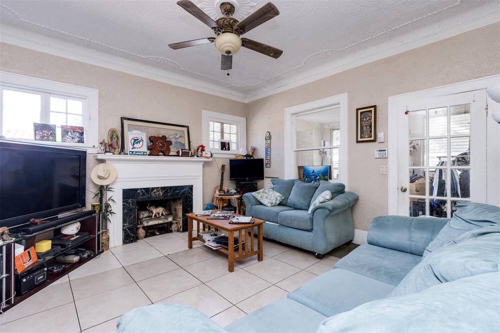 Dania Beach, FL 33004,Address not disclosed