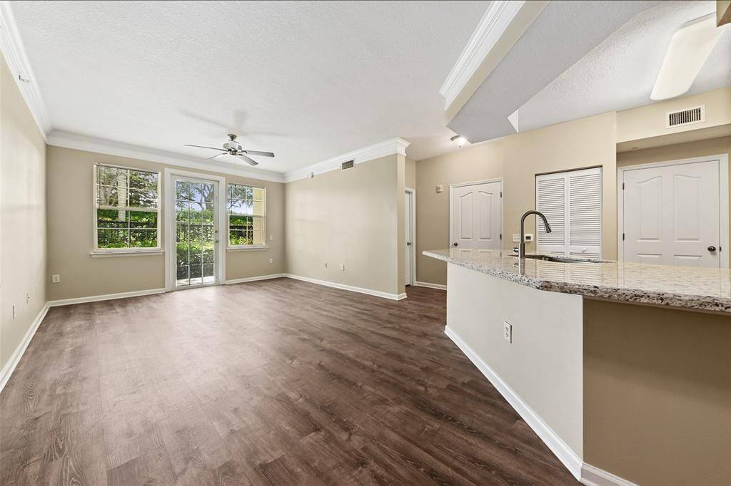 West Palm Beach, FL 33411,9905 Baywinds Dr #2104