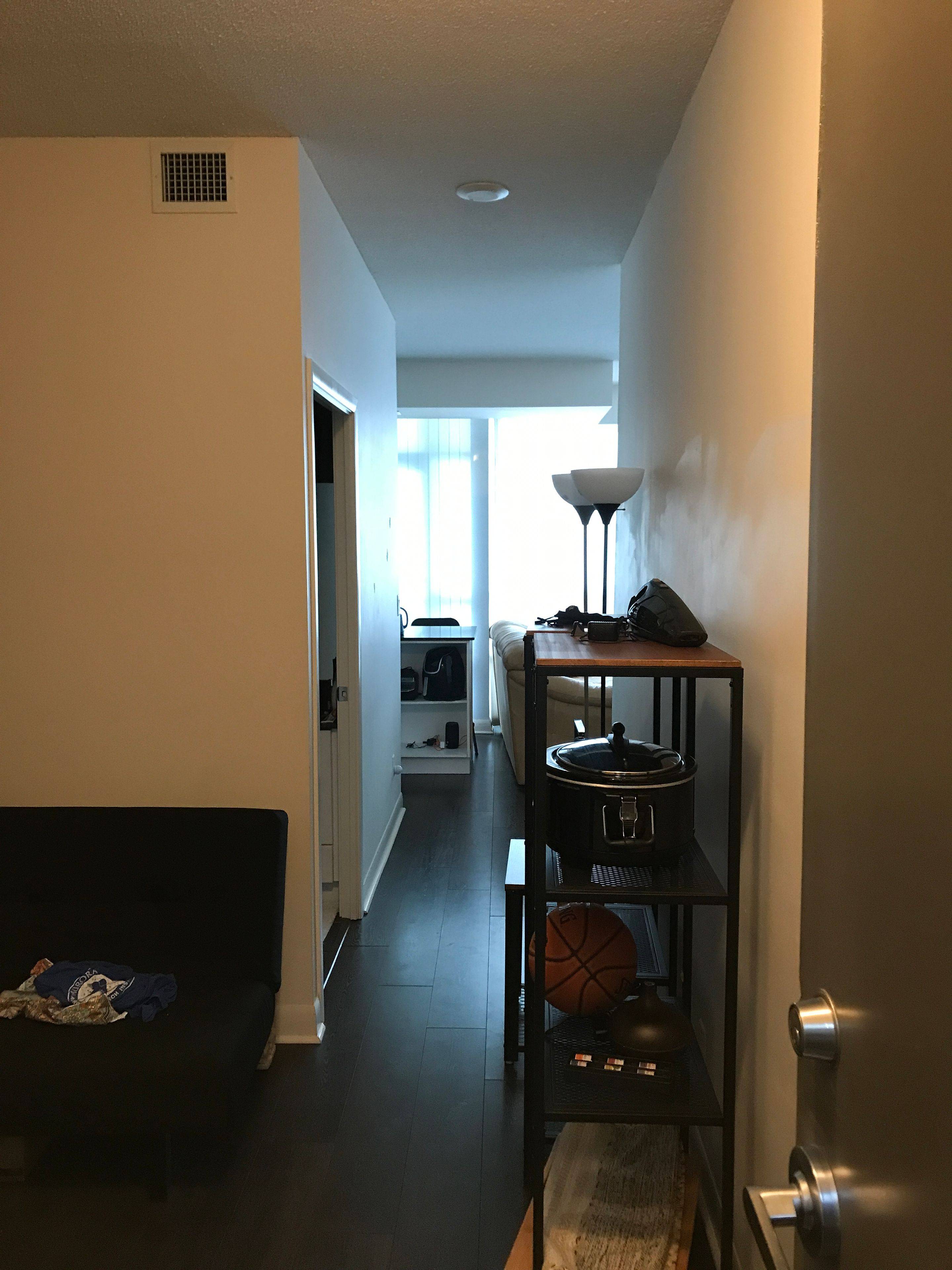 Toronto C01, ON M5V 0A7,15 Bruyeres Mews #1402