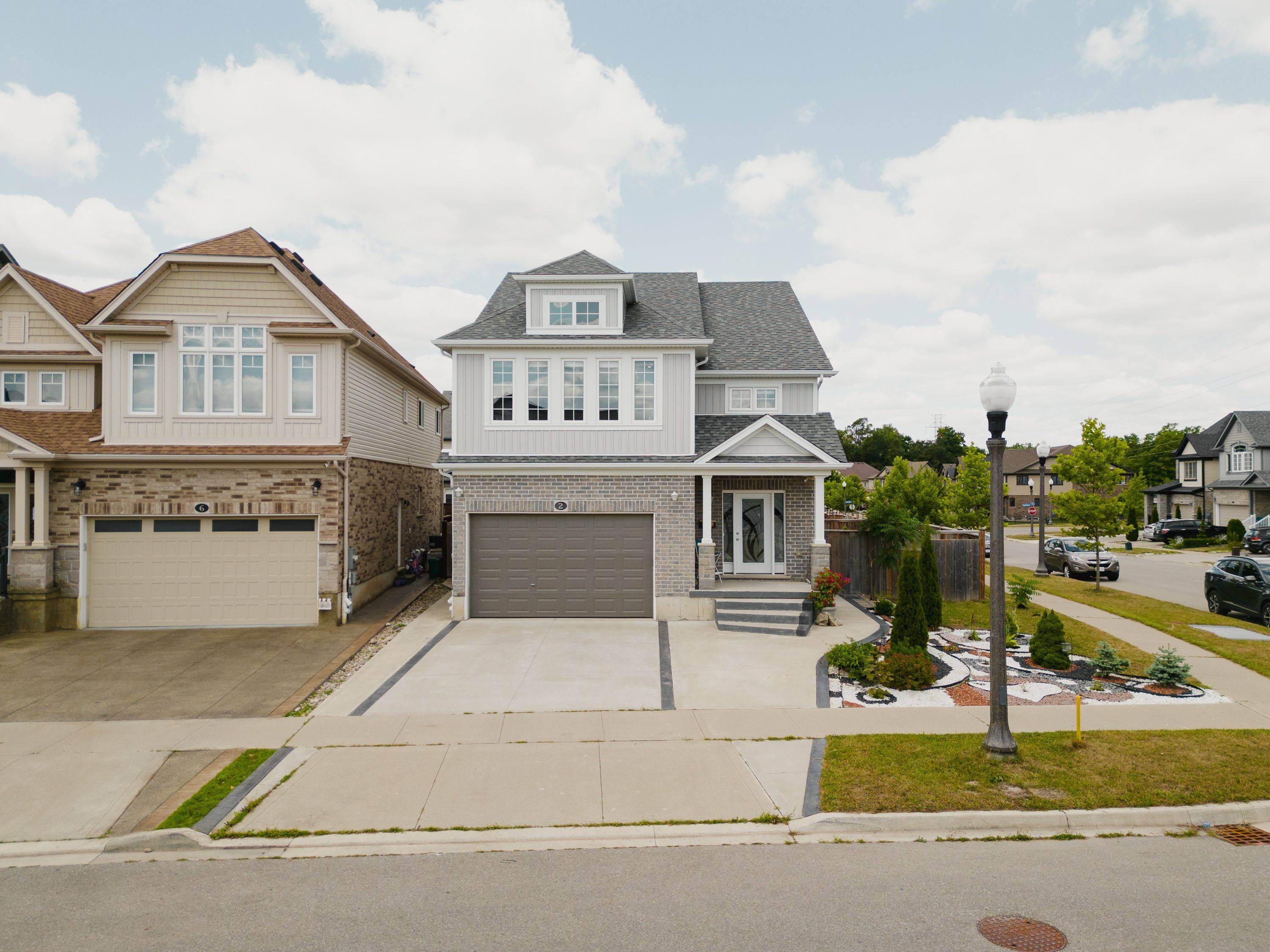Kitchener, ON N2P 0E7,2 Wildflower ST