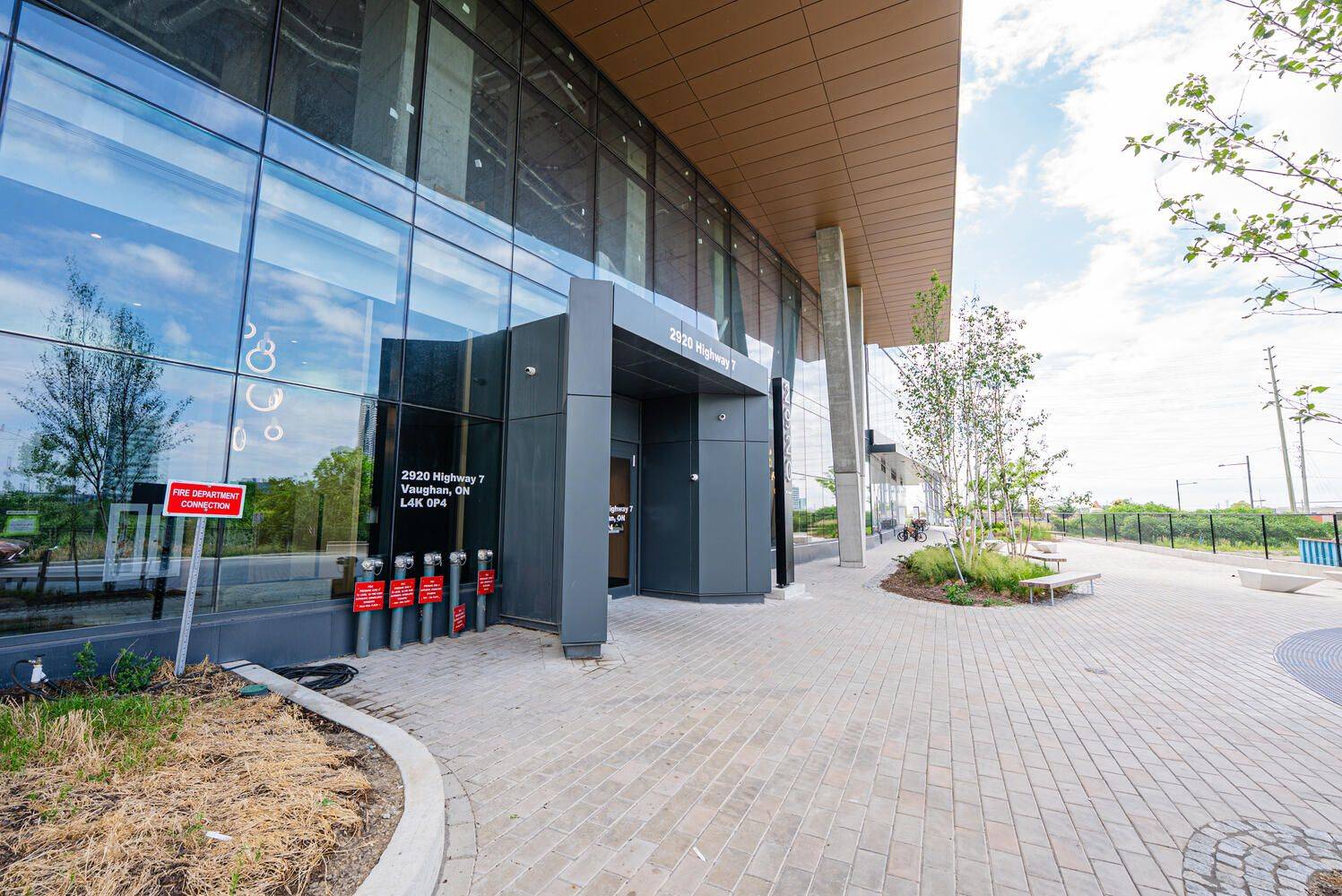 Vaughan, ON L4K 0P4,2920 Highway 7 RD #1508