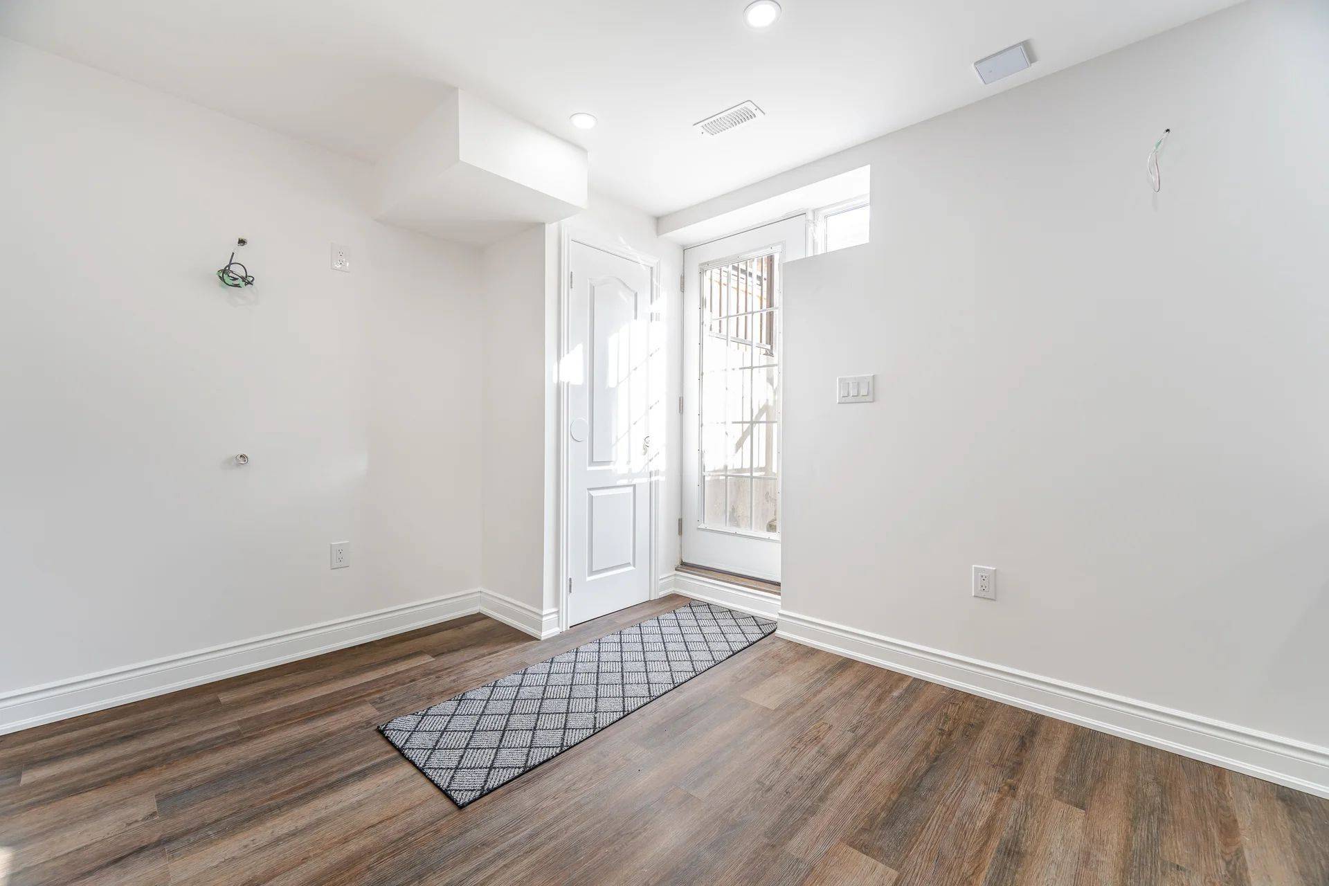 Brampton, ON L7A 4R6,84 Roulette CRES #Basement