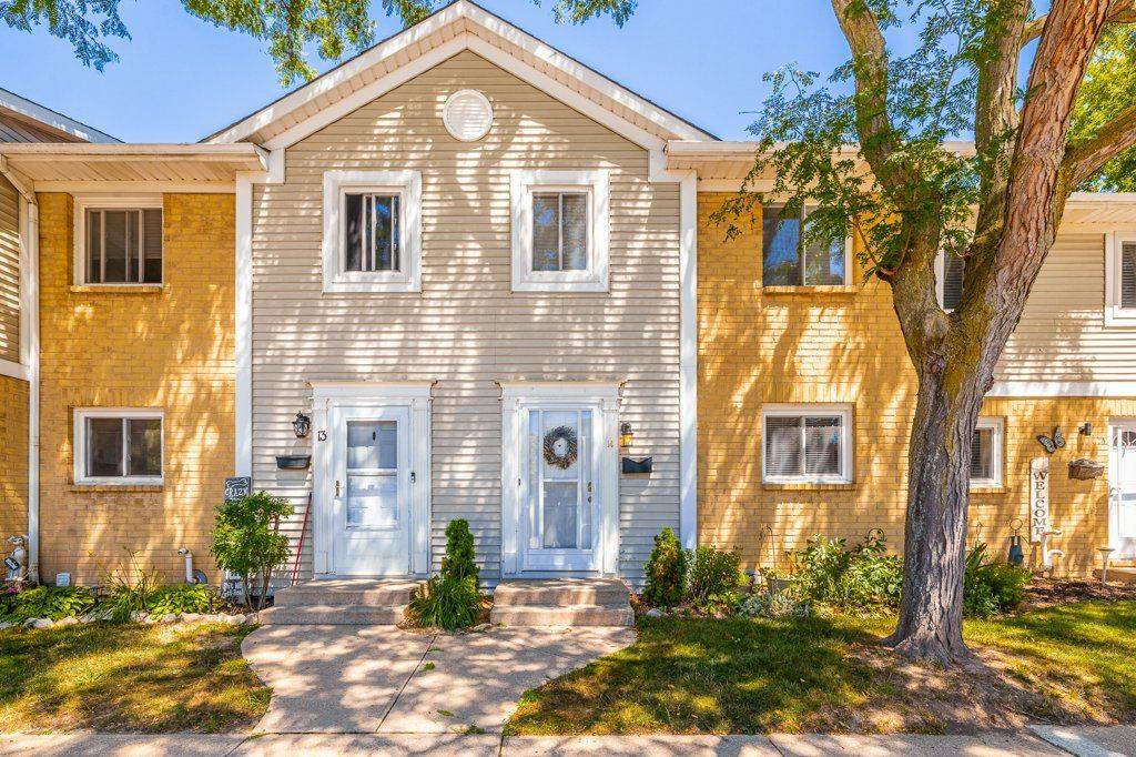 St. Catharines, ON L2N 6Z3,38 Elma ST #14