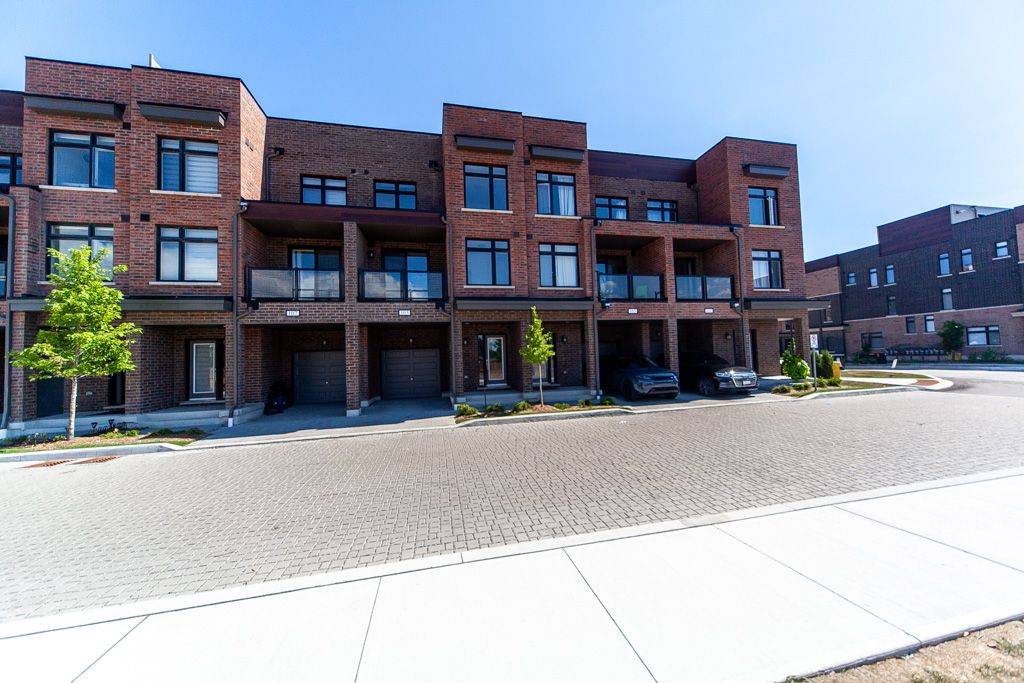 Pickering, ON L1V 0H2,1865 Pickering Pkwy #105