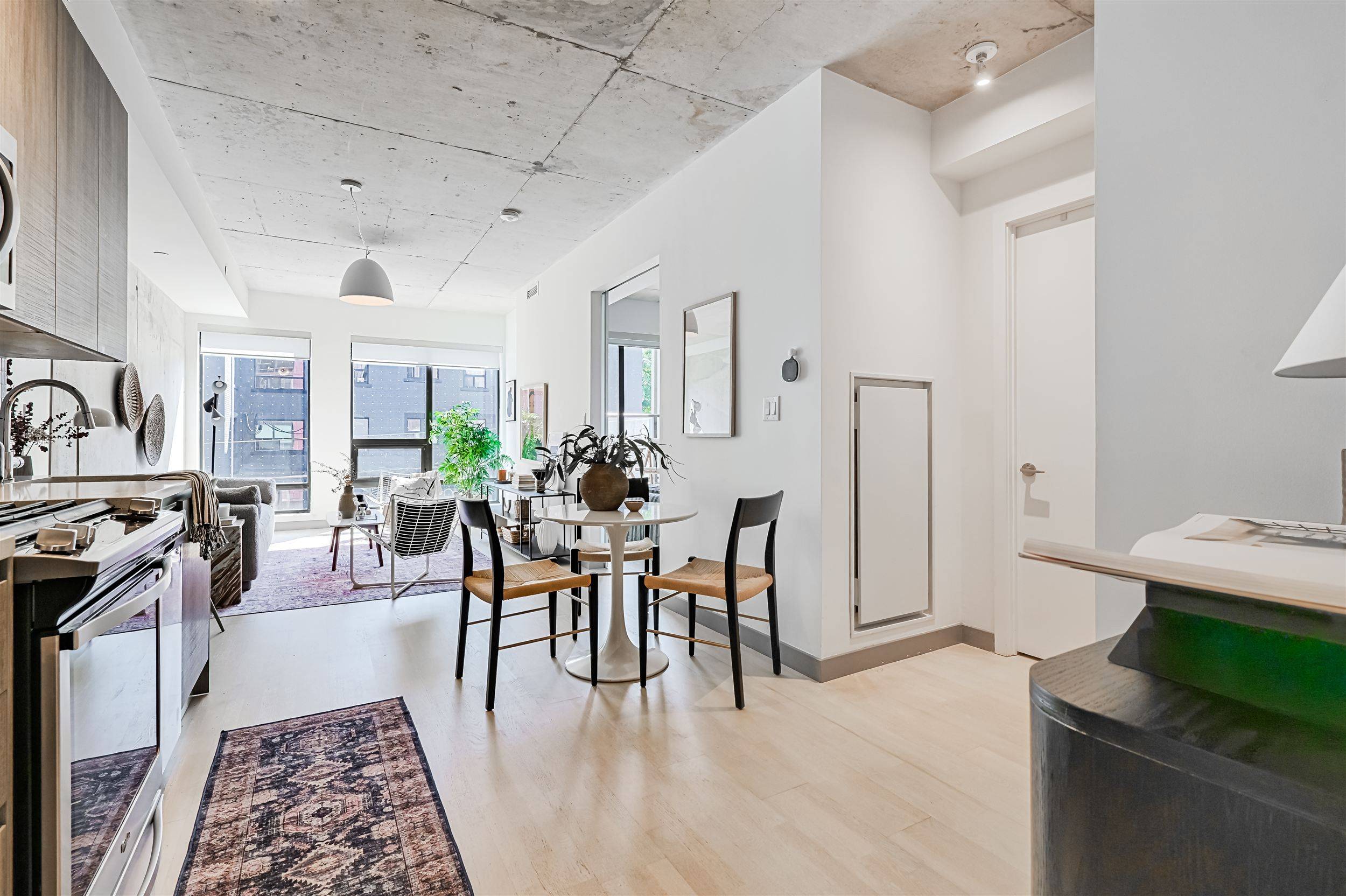 Toronto E01, ON M4M 0E9,246 Logan AVE #223