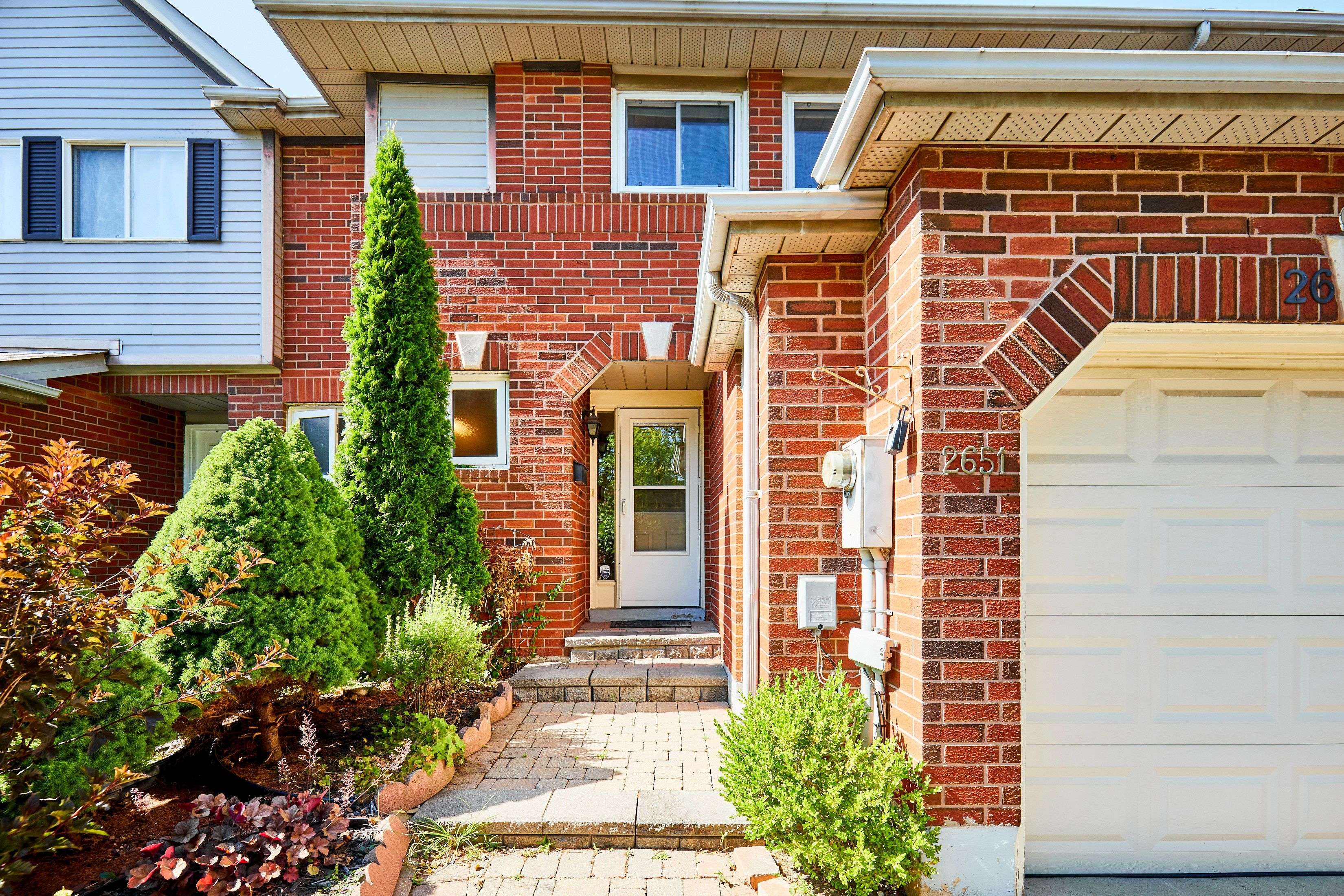 Mississauga, ON L5M 4P5,2651 Lindholm CRES