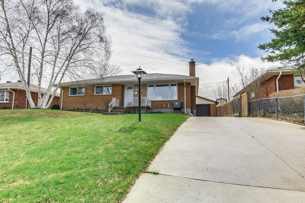 London South, ON N5Z 3G1,393 Chippendale CRES