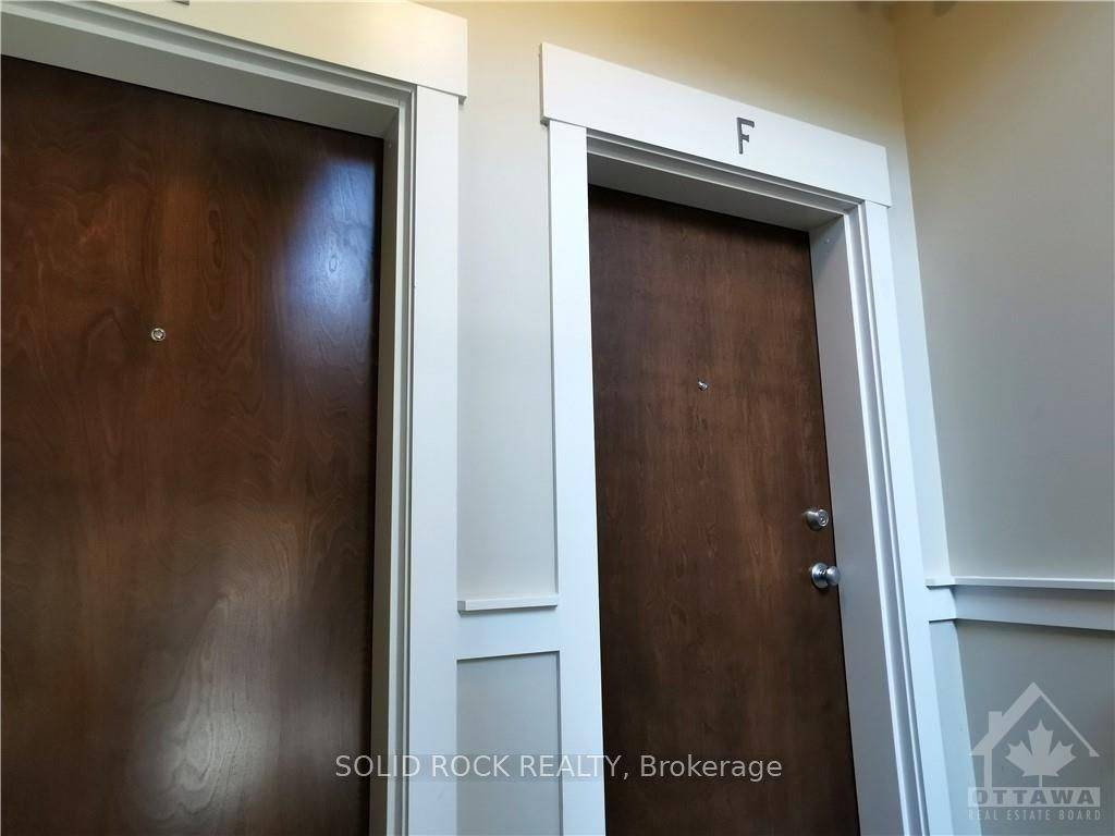 Barrhaven, ON K2J 2T3,32 Tadley Private #F
