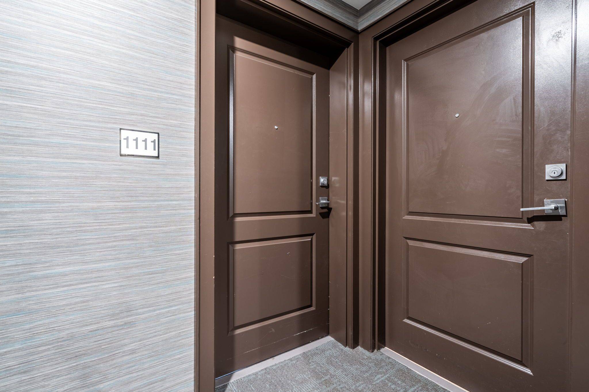 Hamilton, ON L8B 1Z2,450 Dundas ST E #1111