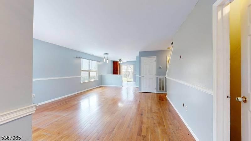 Newark City, NJ 07103,531 15Th Ave