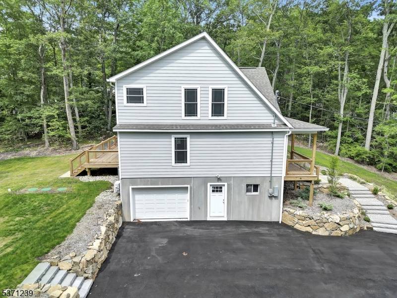 Vernon Twp., NJ 07422,305 Mountainside Dr