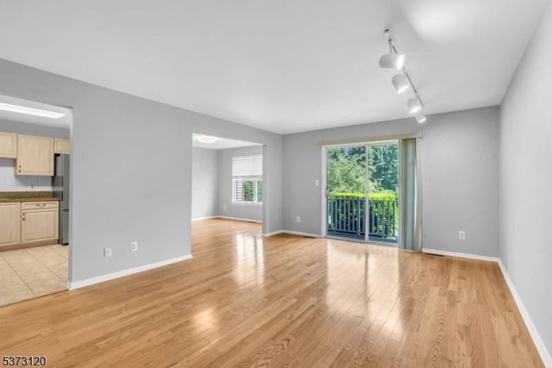 East Hanover Twp., NJ 07936,15 Donna Dr