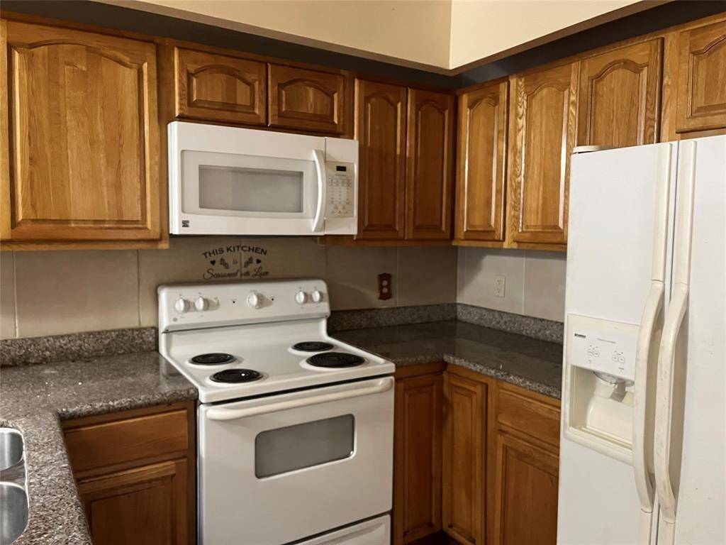North Lauderdale, FL 33068,1821 Racquet Ct #1821