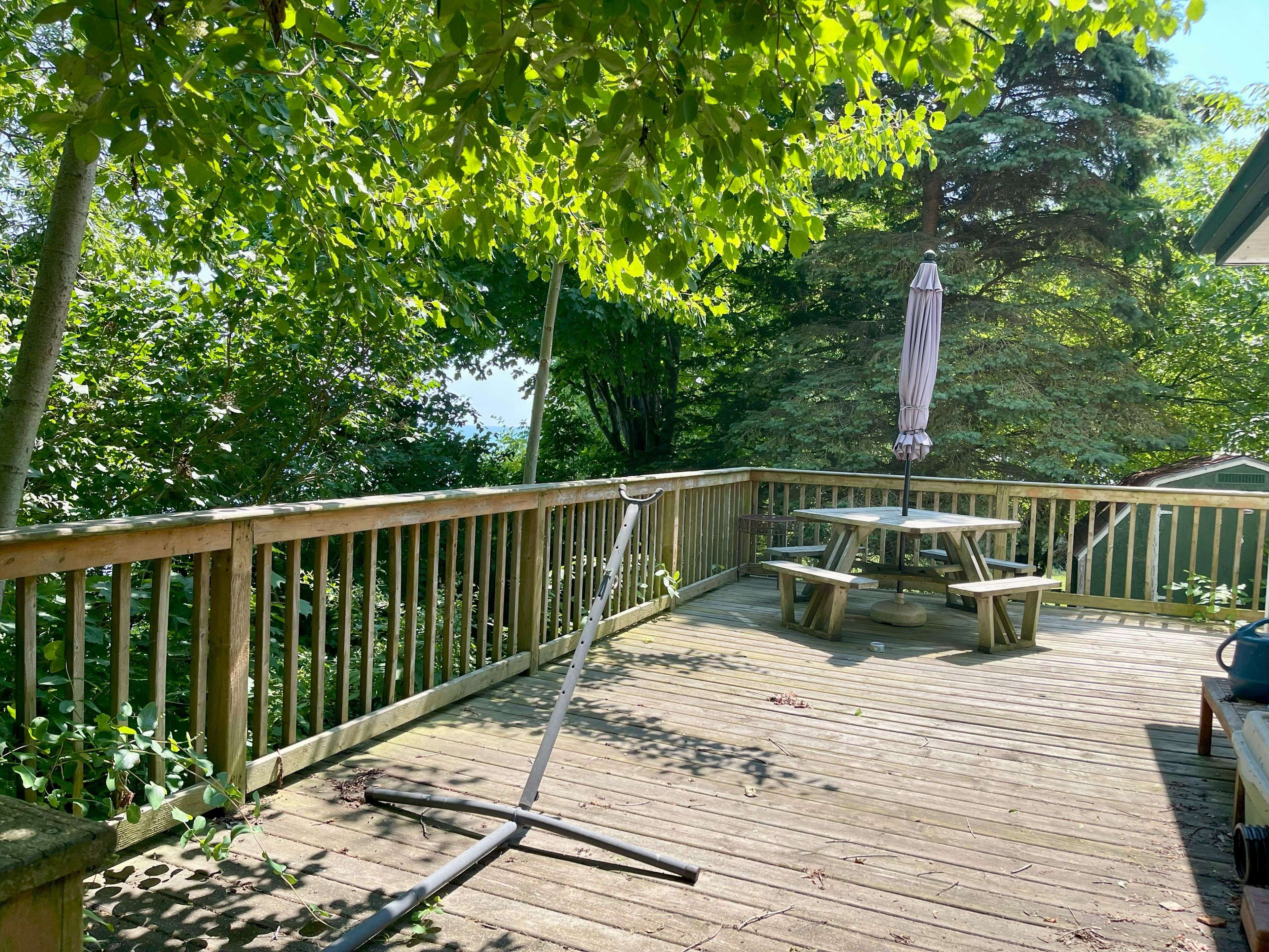 Dutton/dunwich, ON N0L 2M0,6069 Grandview RD