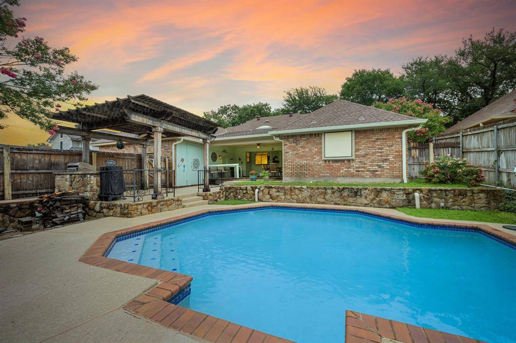 Hurst, TX 76054,3121 Oakdale Drive