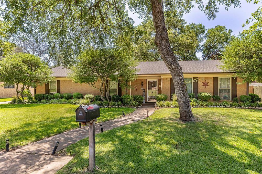 Sherman, TX 75092,1820 Jamaica Lane