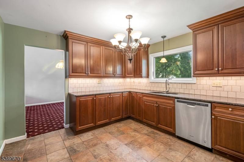 Parsippany-troy Hills Twp., NJ 07054,26 Deauville Dr
